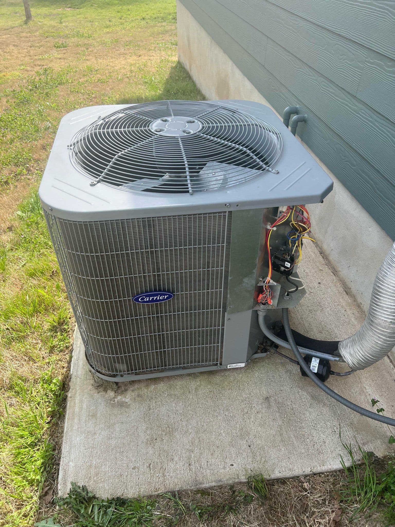 Efficient Maintenance for Carrier Heat Pumps image